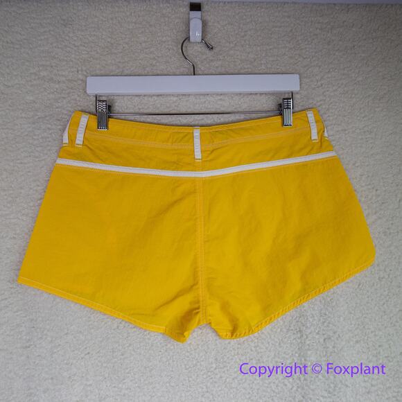 New! Free People Yellow & White Made Some Short Shorts, size 8 - Picture 10 of 13